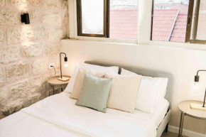 Gabriel Apartments - Stone Suits JEM City Center
